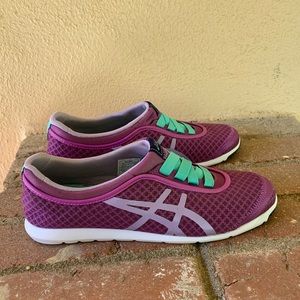 Asics Metro Walk Lightweight Womens Walking Shoe